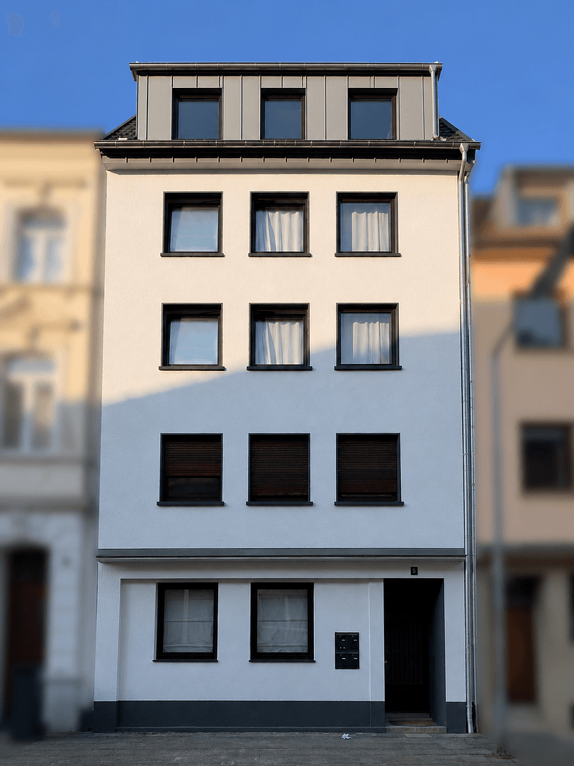 Predaj domu 207 m², pozemek 123 m², Köln, Severné Porýnie - Westfálsko Predaj domu 207 m², pozemek 123 m², Köln, Severné Porýnie - Westfálsko