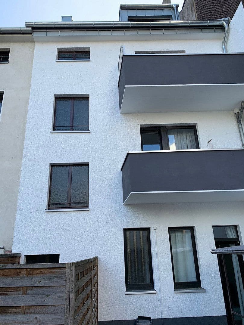 Predaj domu 207 m², pozemek 123 m², Köln, Severné Porýnie - Westfálsko Predaj domu 207 m², pozemek 123 m², Köln, Severné Porýnie - Westfálsko