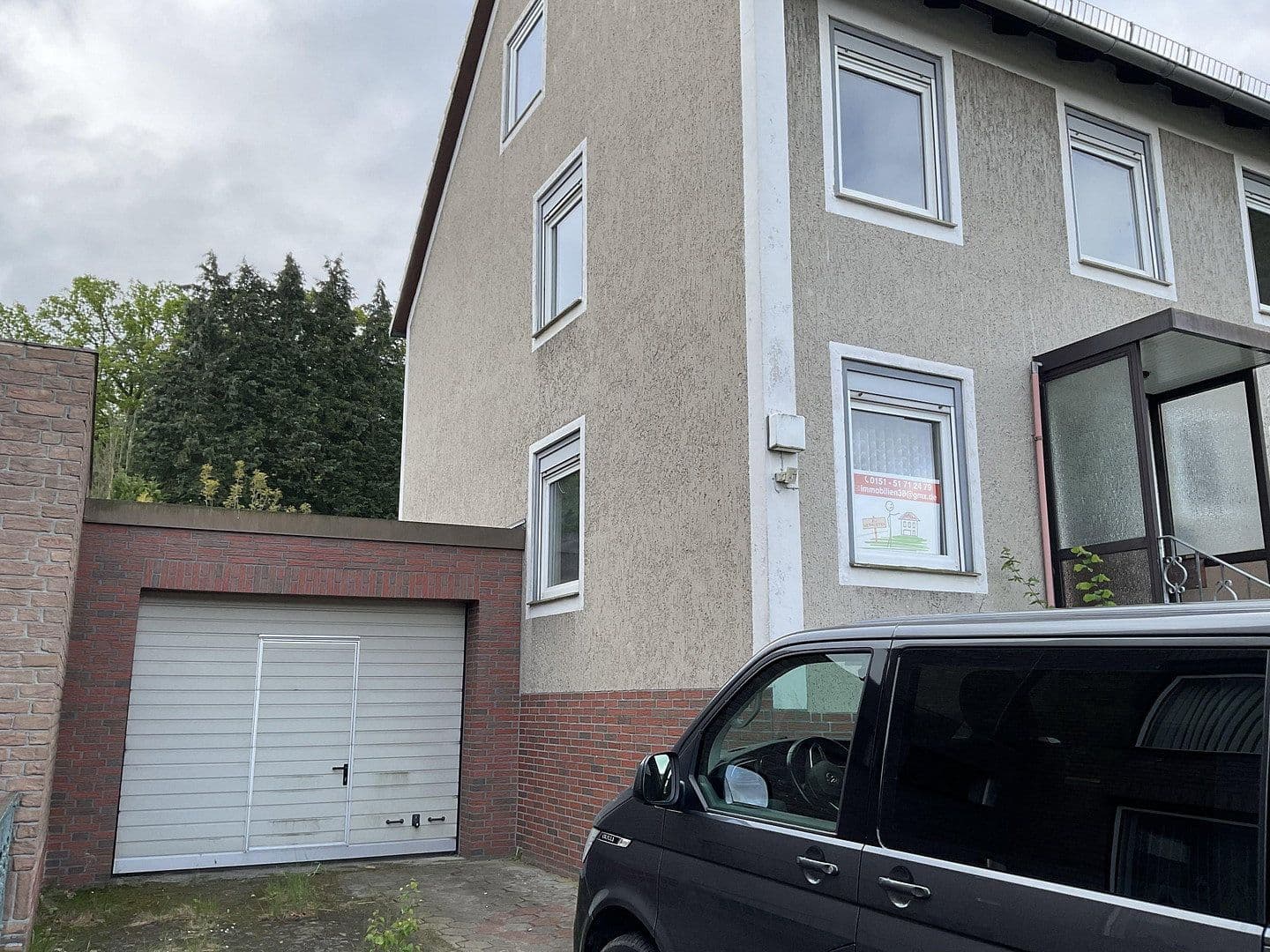 Prenájom domu 180 m², pozemek 592 m², Hirschberger Str. 6, Wolfsburg, Dolné Sasko Prenájom domu 180 m², pozemek 592 m², Hirschberger Str. 6, Wolfsburg, Dolné Sasko