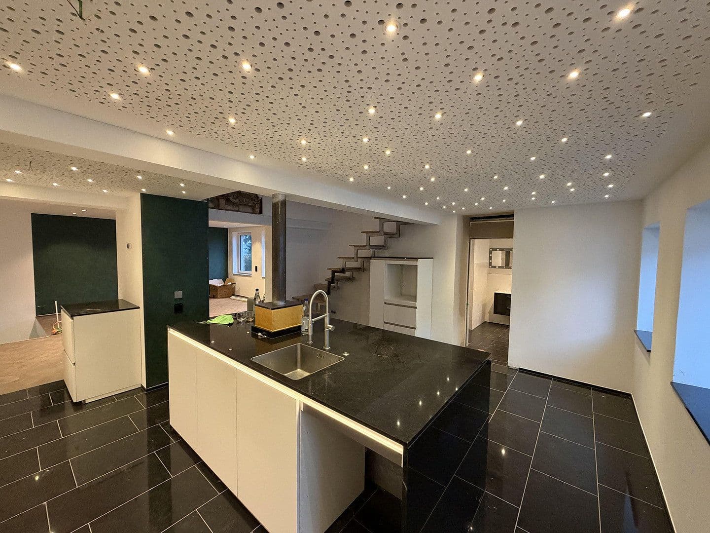 Predaj domu 120 m², pozemek 120 m², Breslauer Straße 2, Merchweiler, Sársko Predaj domu 120 m², pozemek 120 m², Breslauer Straße 2, Merchweiler, Sársko