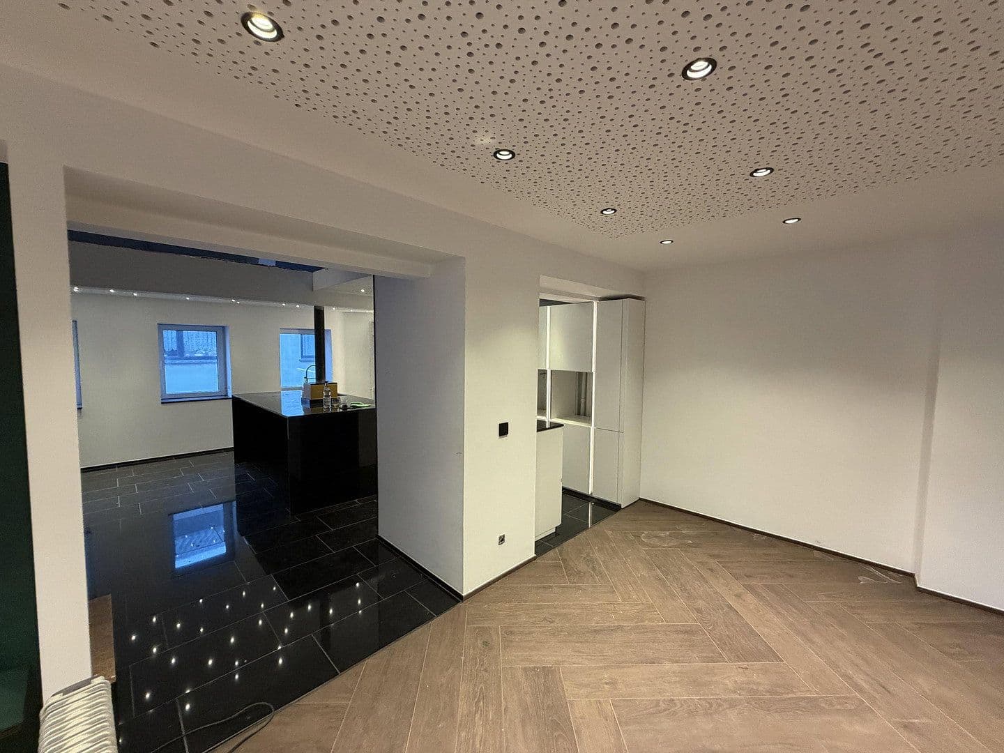 Predaj domu 120 m², pozemek 120 m², Breslauer Straße 2, Merchweiler, Sársko Predaj domu 120 m², pozemek 120 m², Breslauer Straße 2, Merchweiler, Sársko