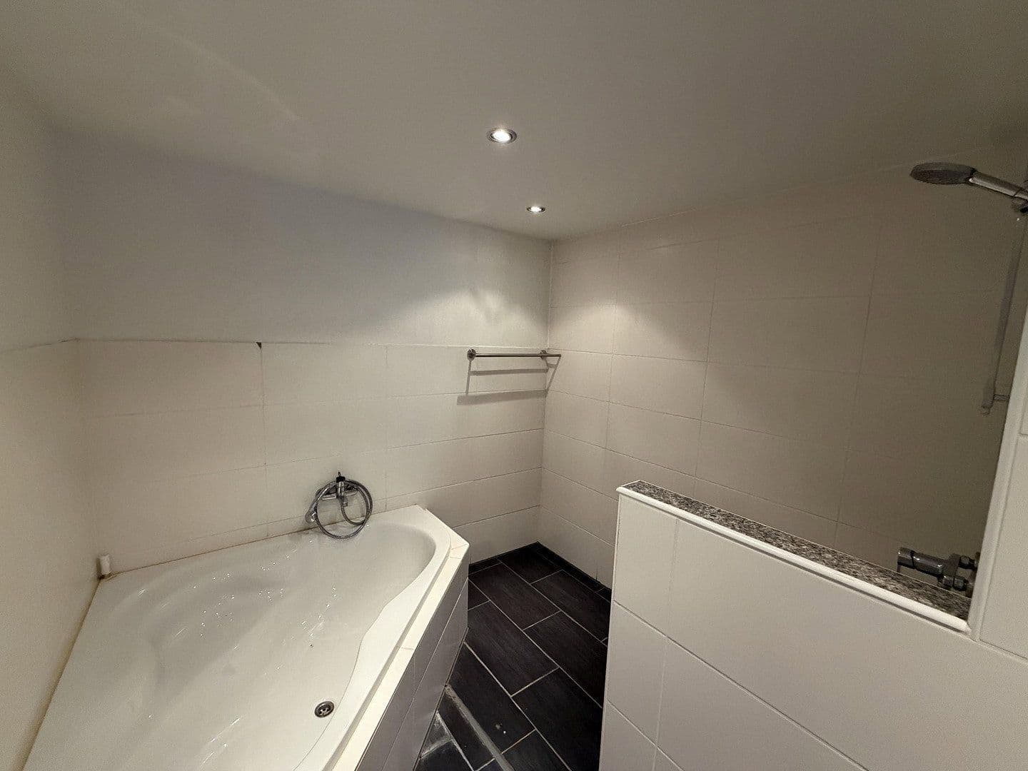 Predaj domu 120 m², pozemek 120 m², Breslauer Straße 2, Merchweiler, Sársko Predaj domu 120 m², pozemek 120 m², Breslauer Straße 2, Merchweiler, Sársko
