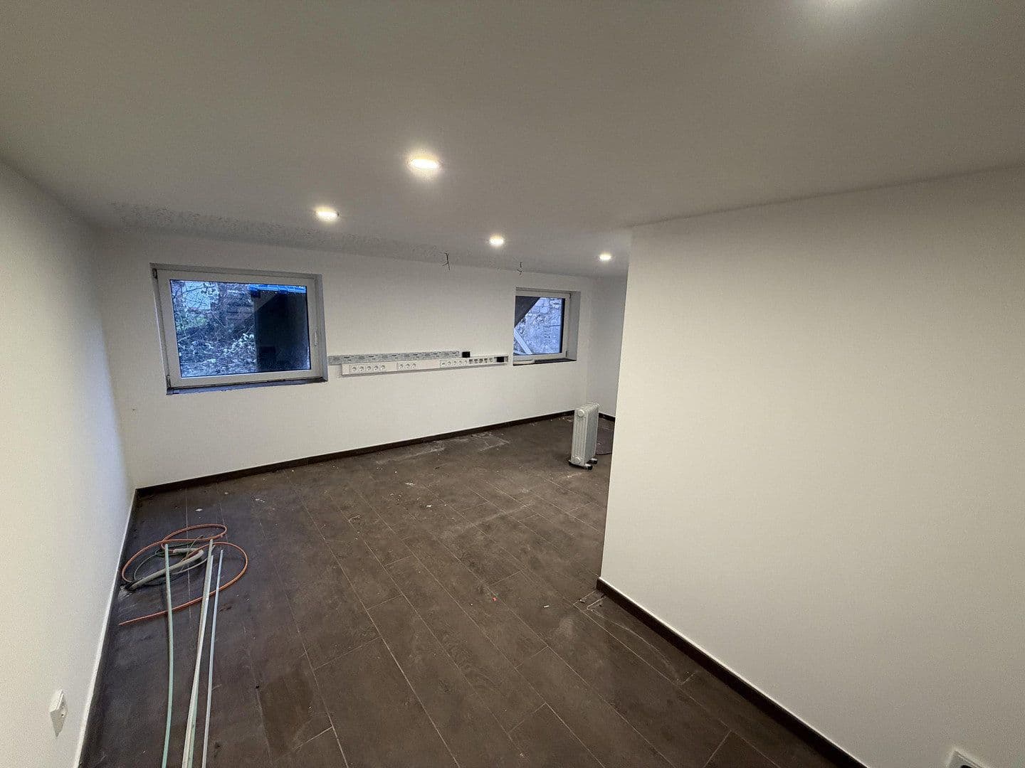 Predaj domu 120 m², pozemek 120 m², Breslauer Straße 2, Merchweiler, Sársko Predaj domu 120 m², pozemek 120 m², Breslauer Straße 2, Merchweiler, Sársko