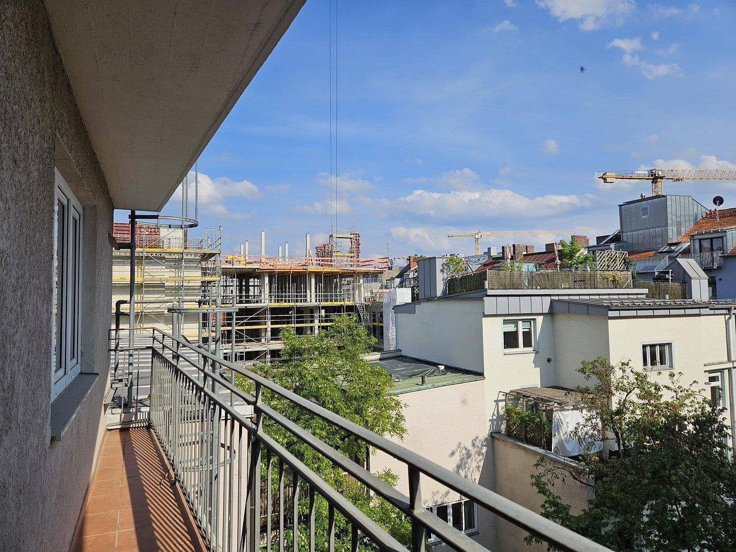 Prenájom bytu 2-izbový 73 m², Paul-Heyse-Str.19, München, Bavorsko Prenájom bytu 2-izbový 73 m², Paul-Heyse-Str.19, München, Bavorsko