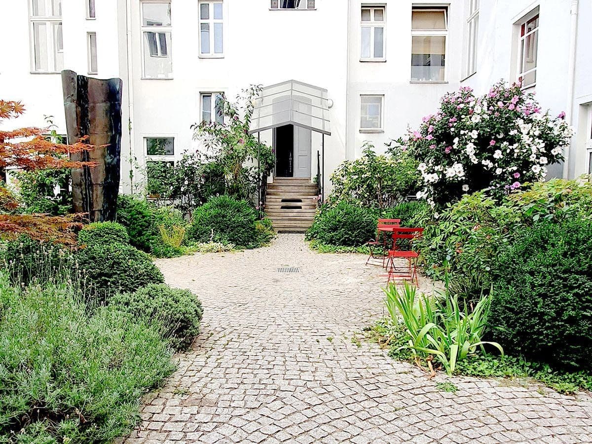 Prenájom bytu 3-izbový 104 m², Herderstraße 5, Berlin, Berlín Prenájom bytu 3-izbový 104 m², Herderstraße 5, Berlin, Berlín