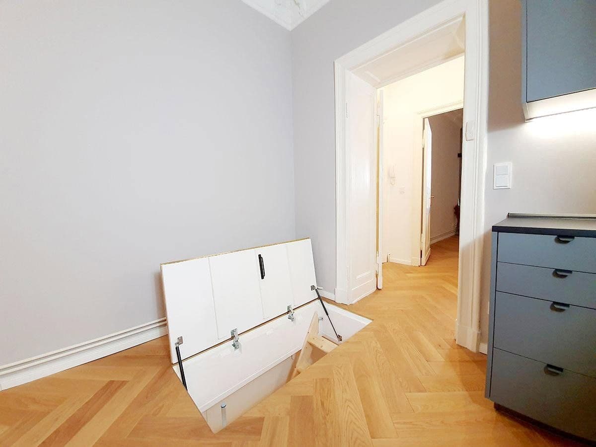 Prenájom bytu 3-izbový 104 m², Herderstraße 5, Berlin, Berlín Prenájom bytu 3-izbový 104 m², Herderstraße 5, Berlin, Berlín