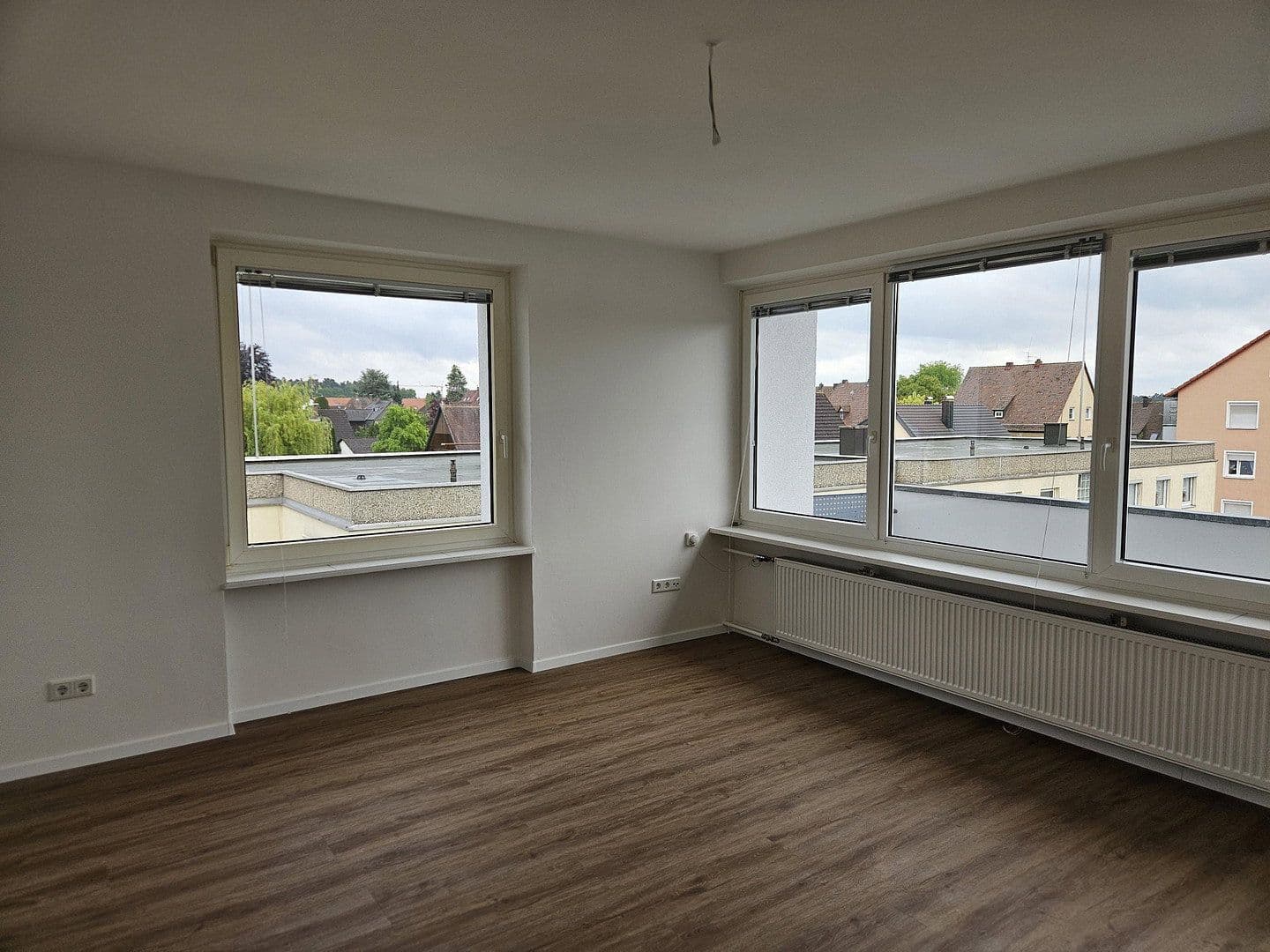 Prenájom bytu 3-izbový 78 m², Feucht, Bavorsko Prenájom bytu 3-izbový 78 m², Feucht, Bavorsko