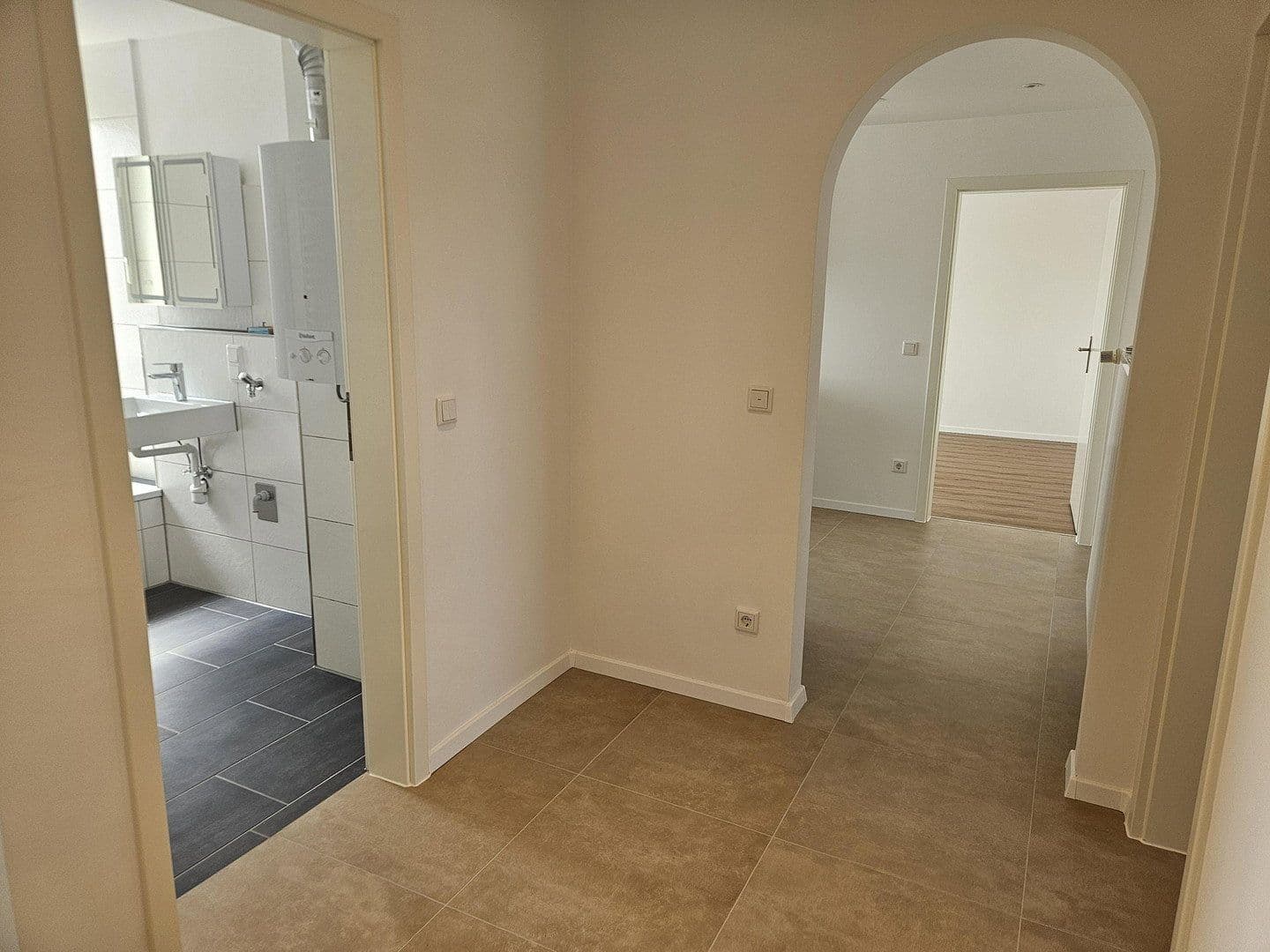 Prenájom bytu 3-izbový 78 m², Feucht, Bavorsko Prenájom bytu 3-izbový 78 m², Feucht, Bavorsko