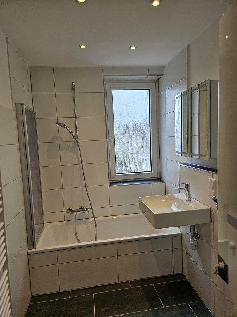 Prenájom bytu 3-izbový 78 m², Feucht, Bavorsko Prenájom bytu 3-izbový 78 m², Feucht, Bavorsko