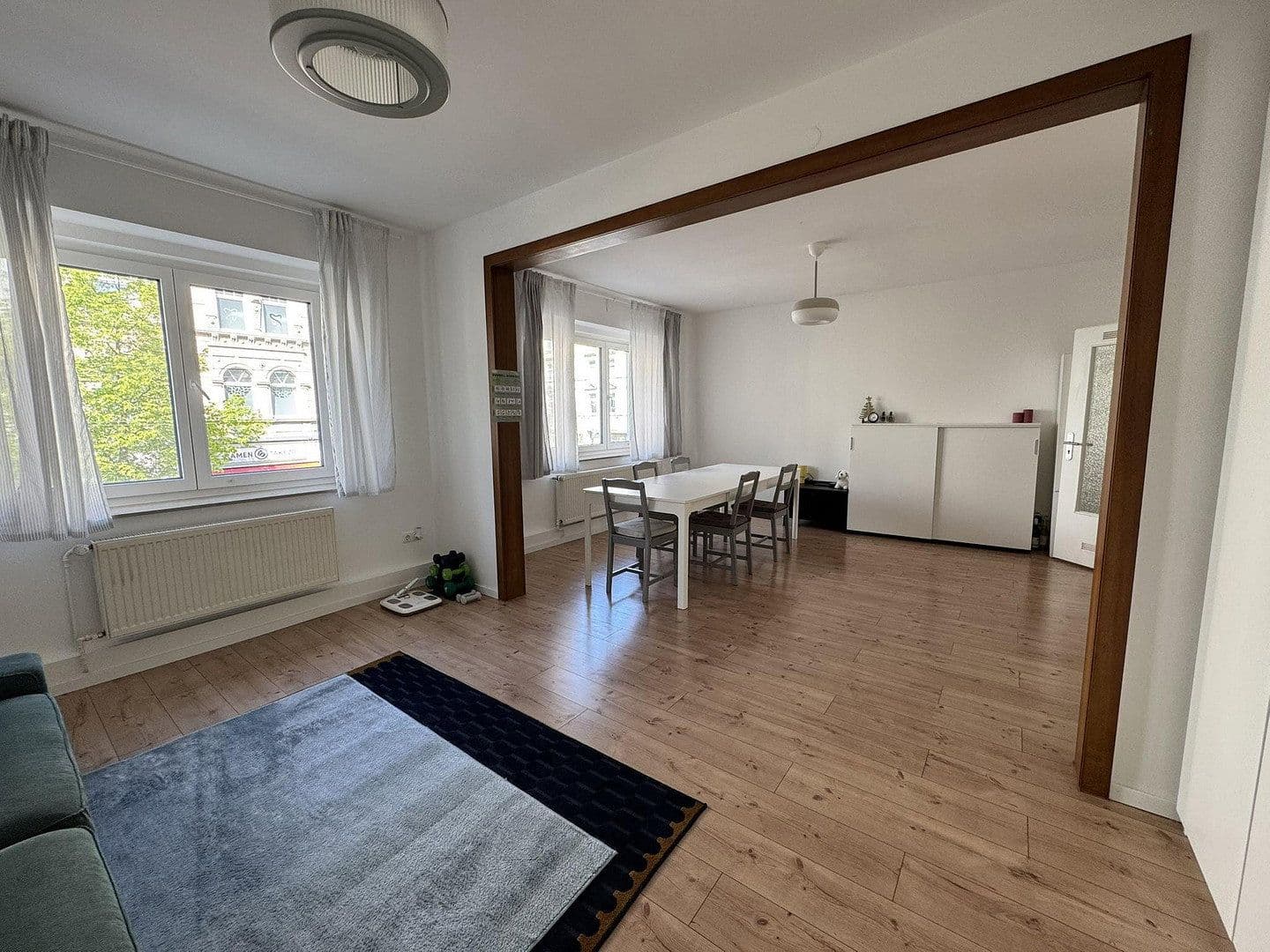 Prenájom bytu 3-izbový 90 m², Bilker Allee 53, Düsseldorf, Severné Porýnie - Westfálsko Prenájom bytu 3-izbový 90 m², Bilker Allee 53, Düsseldorf, Severné Porýnie - Westfálsko