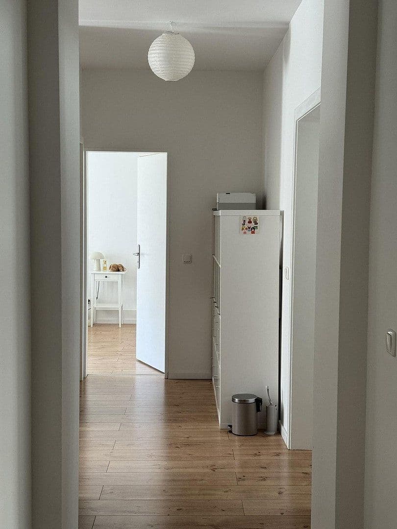 Prenájom bytu 3-izbový 90 m², Bilker Allee 53, Düsseldorf, Severné Porýnie - Westfálsko Prenájom bytu 3-izbový 90 m², Bilker Allee 53, Düsseldorf, Severné Porýnie - Westfálsko