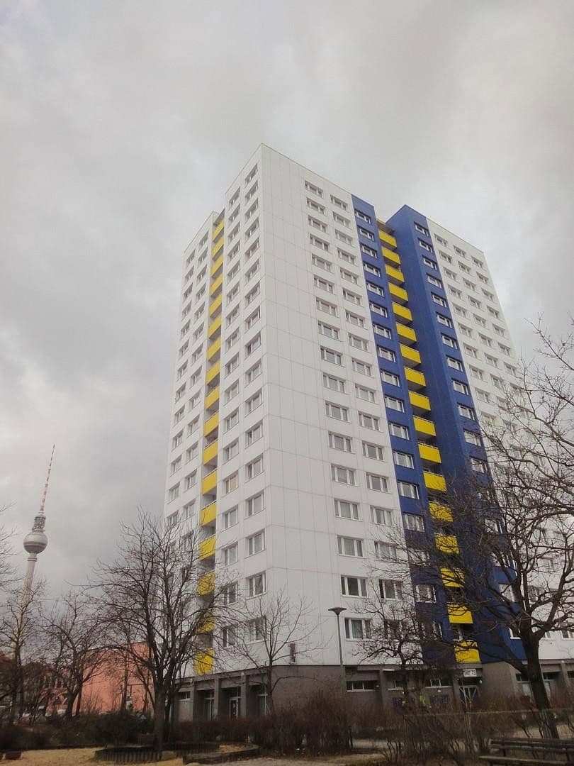 Prenájom bytu 2-izbový 47 m², Holzmarktstrasse 73, Berlin, Berlín Prenájom bytu 2-izbový 47 m², Holzmarktstrasse 73, Berlin, Berlín