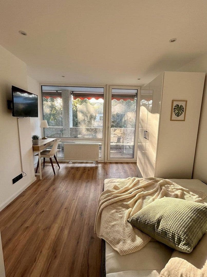 Prenájom bytu 4-izbový 13 m², Waldschulstr. 54, München, Bavorsko Prenájom bytu 4-izbový 13 m², Waldschulstr. 54, München, Bavorsko