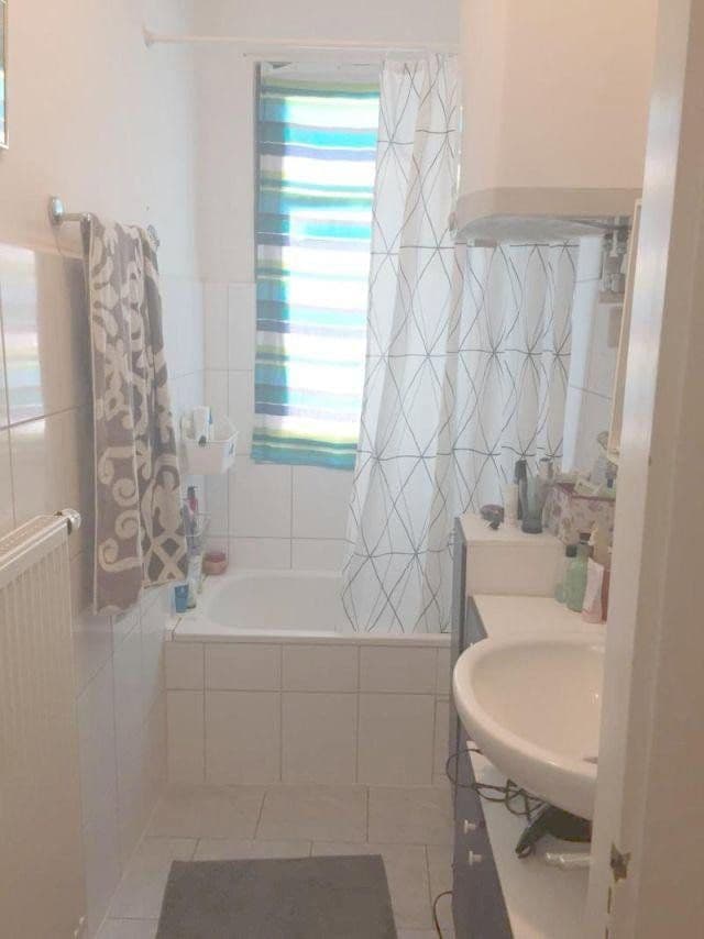 Prenájom bytu 2-izbový 56 m², Heidelberg, Bádensko-Wurttembersko Prenájom bytu 2-izbový 56 m², Heidelberg, Bádensko-Wurttembersko