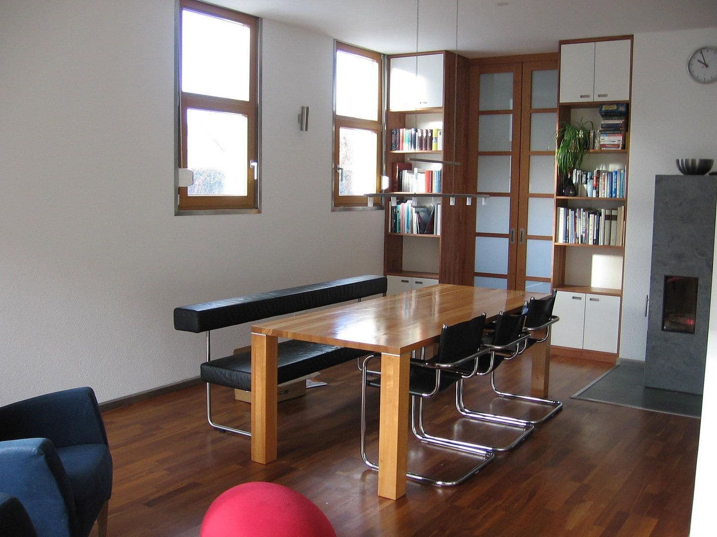 Predaj domu 230 m², pozemek 230 m², Konstanz, Bádensko-Wurttembersko Predaj domu 230 m², pozemek 230 m², Konstanz, Bádensko-Wurttembersko