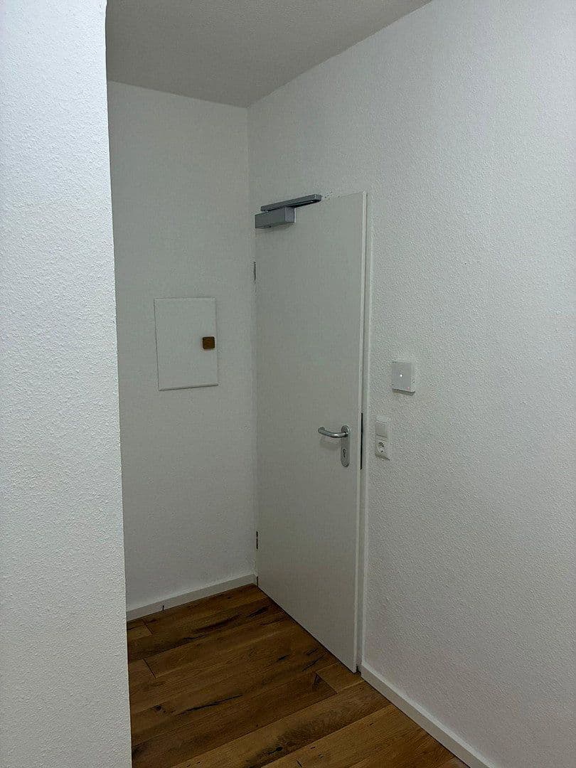 Prenájom bytu 1-izbový 36 m², Fleckenbühlstr. 20, Frankfurt am Main - Bonames, Hesensko Prenájom bytu 1-izbový 36 m², Fleckenbühlstr. 20, Frankfurt am Main - Bonames, Hesensko