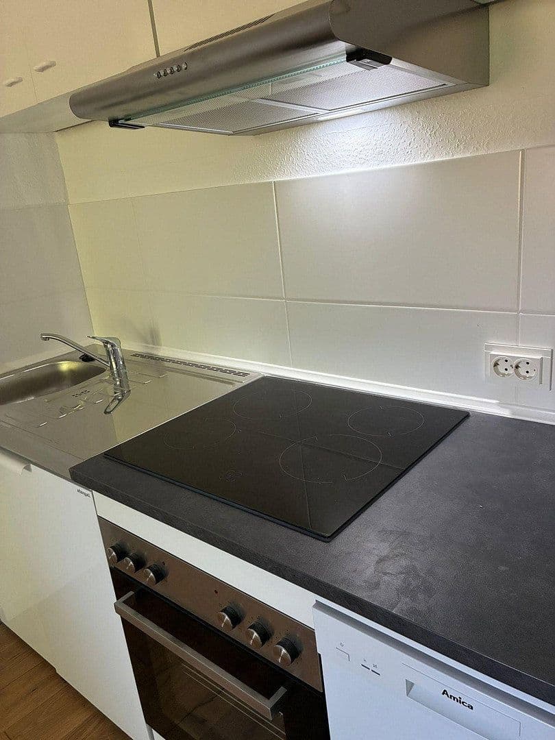 Prenájom bytu 1-izbový 36 m², Fleckenbühlstr. 20, Frankfurt am Main - Bonames, Hesensko Prenájom bytu 1-izbový 36 m², Fleckenbühlstr. 20, Frankfurt am Main - Bonames, Hesensko