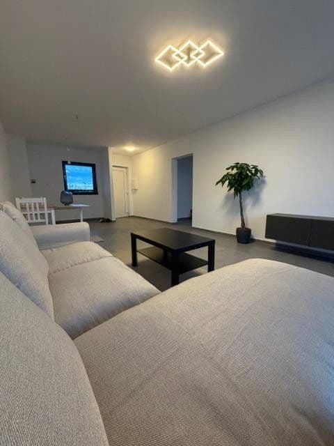 Predaj bytu 2-izbový 65 m², Erich-Ollenhauer-Str. 32e, Wiesbaden, Hesensko Predaj bytu 2-izbový 65 m², Erich-Ollenhauer-Str. 32e, Wiesbaden, Hesensko