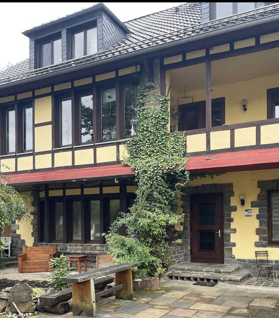 Predaj domu 497 m², pozemek 655 m², Simmerath, Severné Porýnie - Westfálsko Predaj domu 497 m², pozemek 655 m², Simmerath, Severné Porýnie - Westfálsko