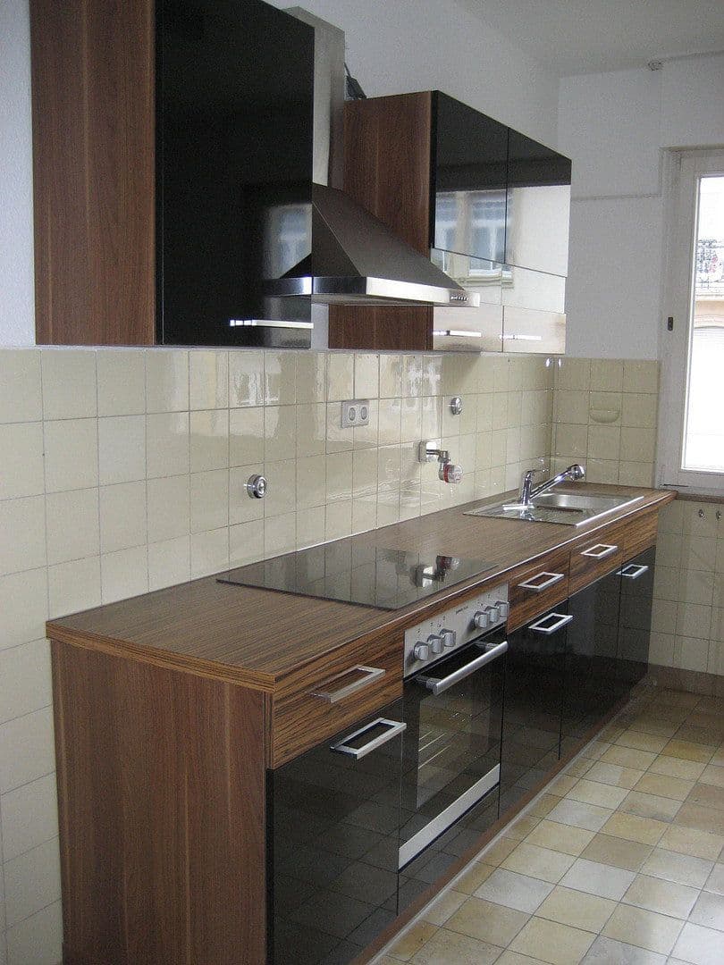 Prenájom domu 128 m², pozemek 550 m², Friedenstrasse 11, Pforzheim, Bádensko-Wurttembersko Prenájom domu 128 m², pozemek 550 m², Friedenstrasse 11, Pforzheim, Bádensko-Wurttembersko