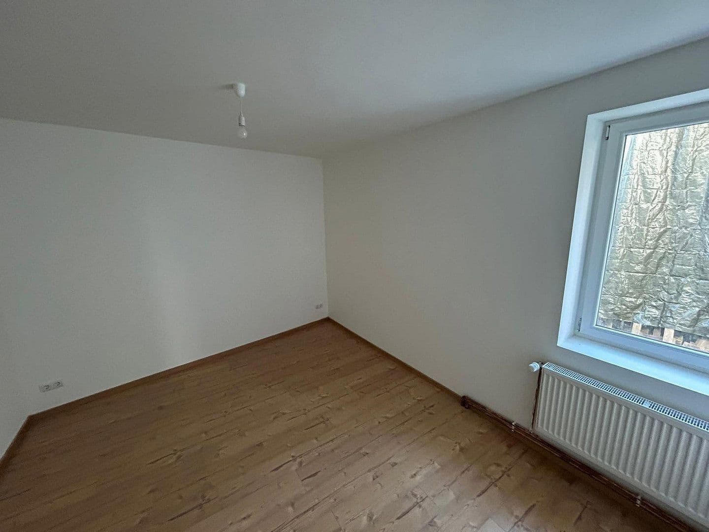 Prenájom bytu 3-izbový 105 m², Hornhäuser Str. 71, Oschersleben, Sasko-Anhaltsko Prenájom bytu 3-izbový 105 m², Hornhäuser Str. 71, Oschersleben, Sasko-Anhaltsko