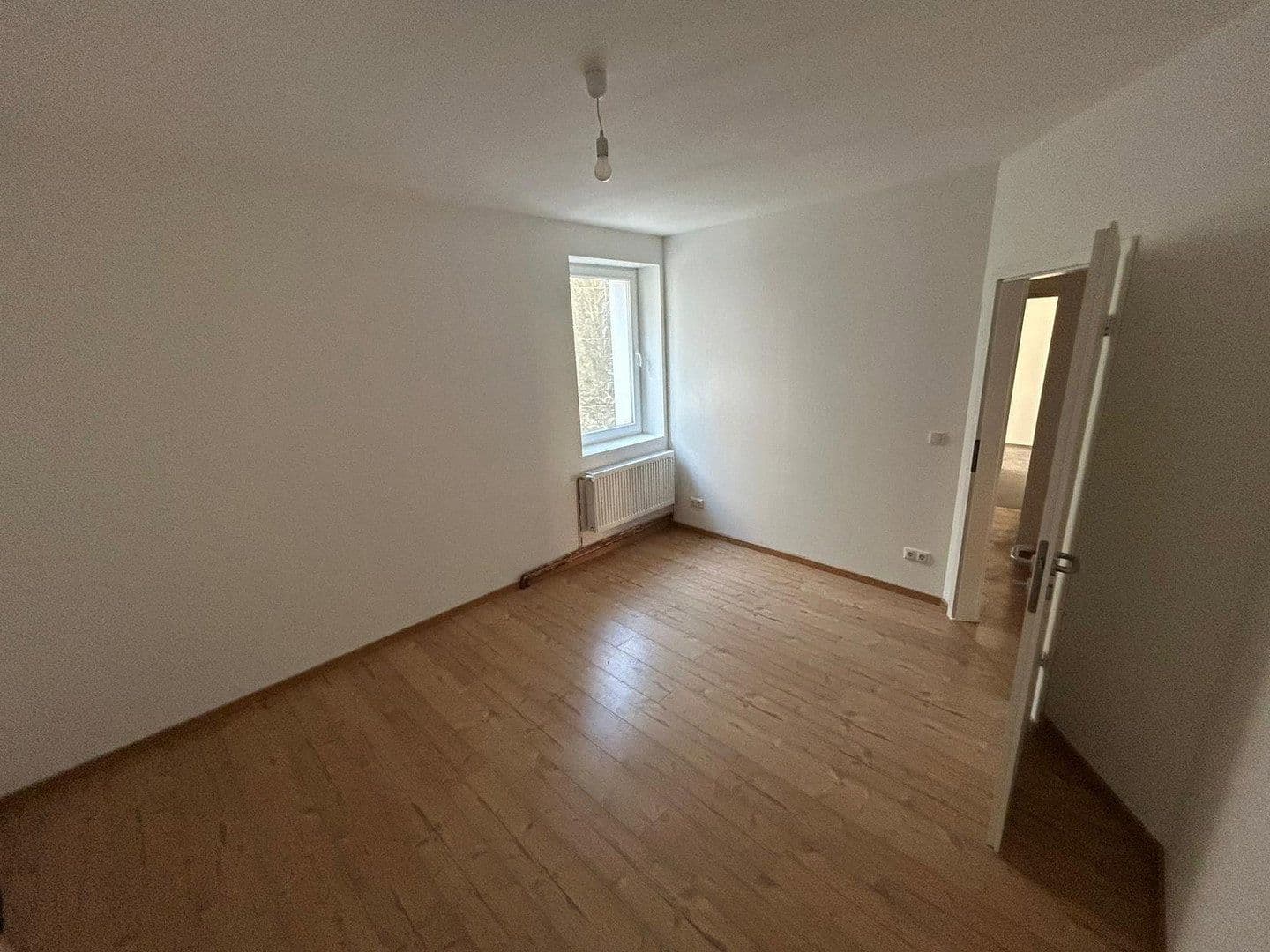 Prenájom bytu 3-izbový 105 m², Hornhäuser Str. 71, Oschersleben, Sasko-Anhaltsko Prenájom bytu 3-izbový 105 m², Hornhäuser Str. 71, Oschersleben, Sasko-Anhaltsko
