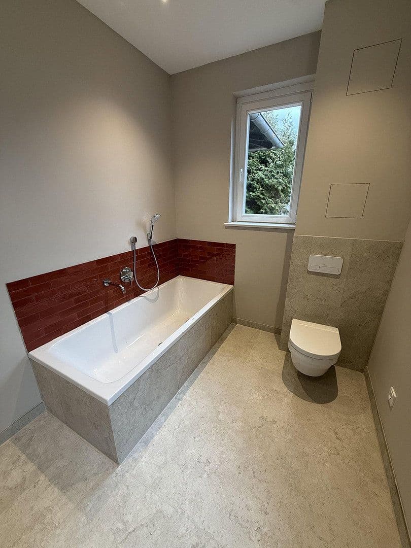 Prenájom bytu 3-izbový 142 m², Sohnreystraße 17, Northeim, Dolné Sasko Prenájom bytu 3-izbový 142 m², Sohnreystraße 17, Northeim, Dolné Sasko