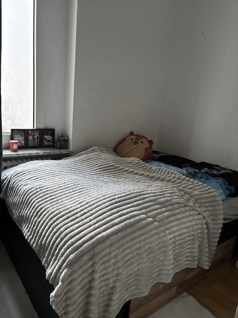 Prenájom domu 41 m², pozemek 500 m², Plateniustr. 18, Wuppertal, Severné Porýnie - Westfálsko Prenájom domu 41 m², pozemek 500 m², Plateniustr. 18, Wuppertal, Severné Porýnie - Westfálsko