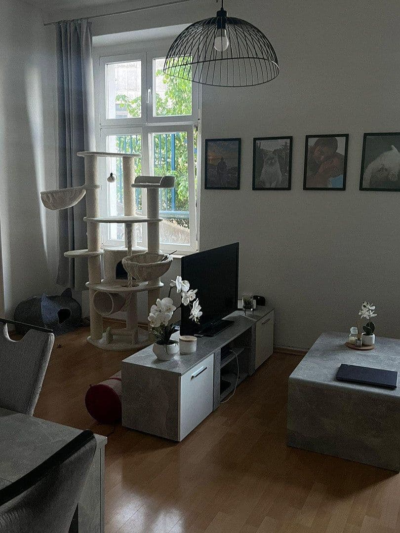 Prenájom domu 41 m², pozemek 500 m², Plateniustr. 18, Wuppertal, Severné Porýnie - Westfálsko Prenájom domu 41 m², pozemek 500 m², Plateniustr. 18, Wuppertal, Severné Porýnie - Westfálsko