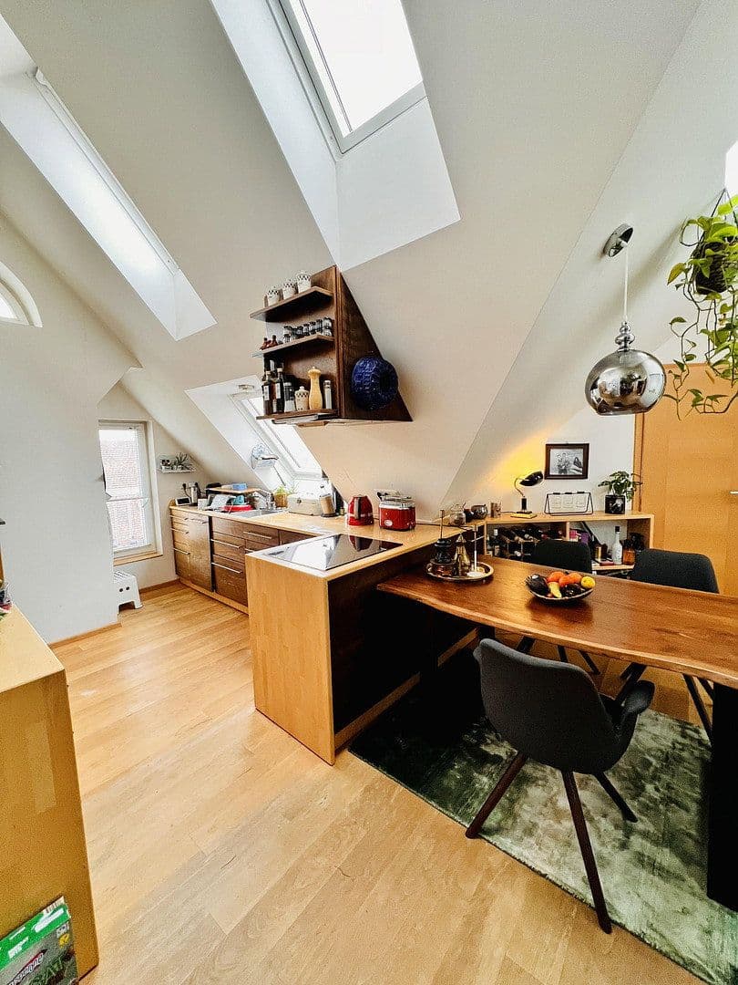 Prenájom bytu 3-izbový 65 m², Nürnberg, Bavorsko Prenájom bytu 3-izbový 65 m², Nürnberg, Bavorsko