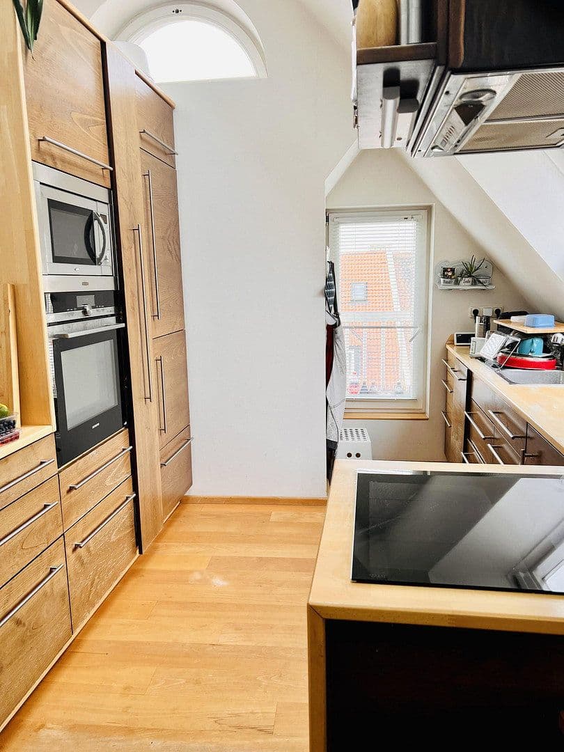 Prenájom bytu 3-izbový 65 m², Nürnberg, Bavorsko Prenájom bytu 3-izbový 65 m², Nürnberg, Bavorsko