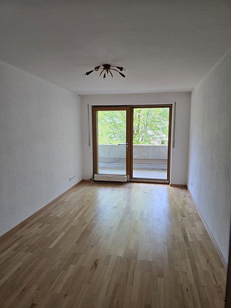 Predaj bytu 4-izbový 110 m², Wallmerstr. 135, Stuttgart, Bádensko-Wurttembersko Predaj bytu 4-izbový 110 m², Wallmerstr. 135, Stuttgart, Bádensko-Wurttembersko