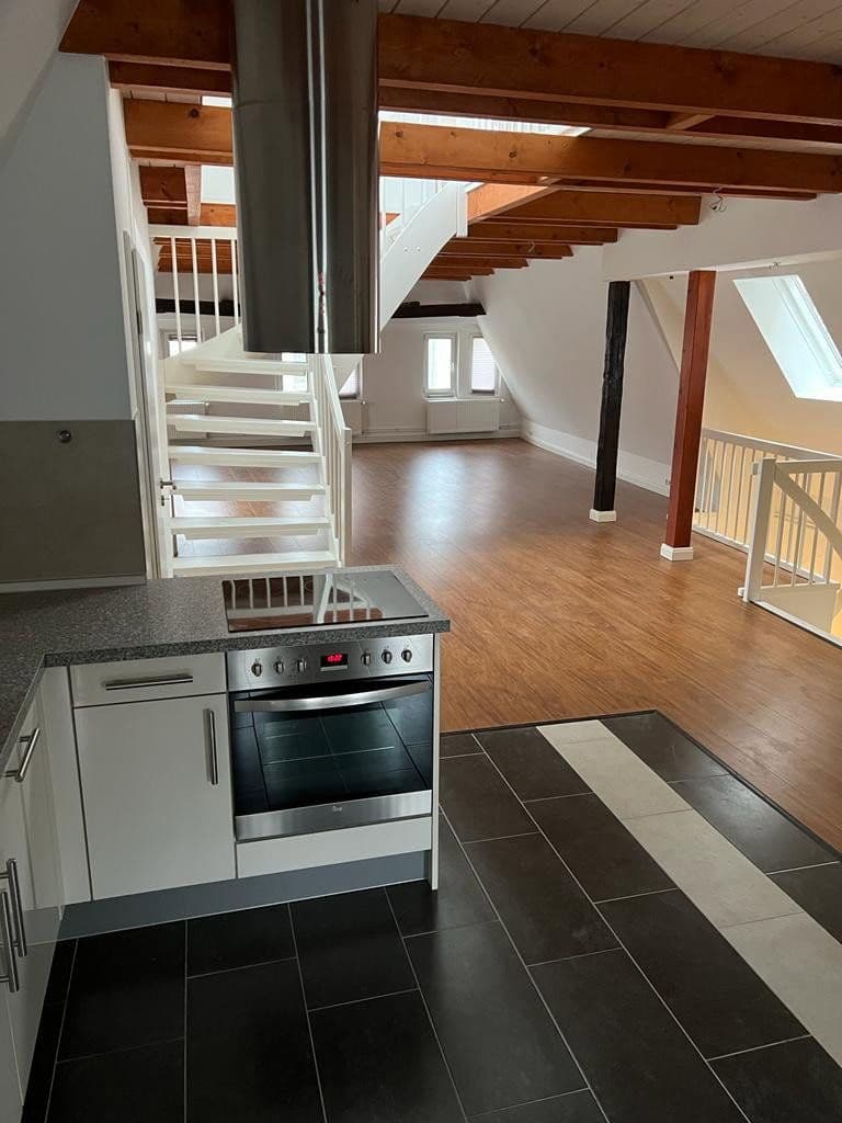 Prenájom bytu 3-izbový 118 m², Fleischhauerstraße, Lübeck, Šlezvicko-Holštajnsko Prenájom bytu 3-izbový 118 m², Fleischhauerstraße, Lübeck, Šlezvicko-Holštajnsko