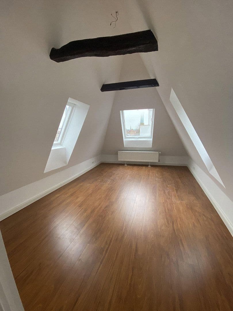 Prenájom bytu 3-izbový 118 m², Fleischhauerstraße, Lübeck, Šlezvicko-Holštajnsko Prenájom bytu 3-izbový 118 m², Fleischhauerstraße, Lübeck, Šlezvicko-Holštajnsko