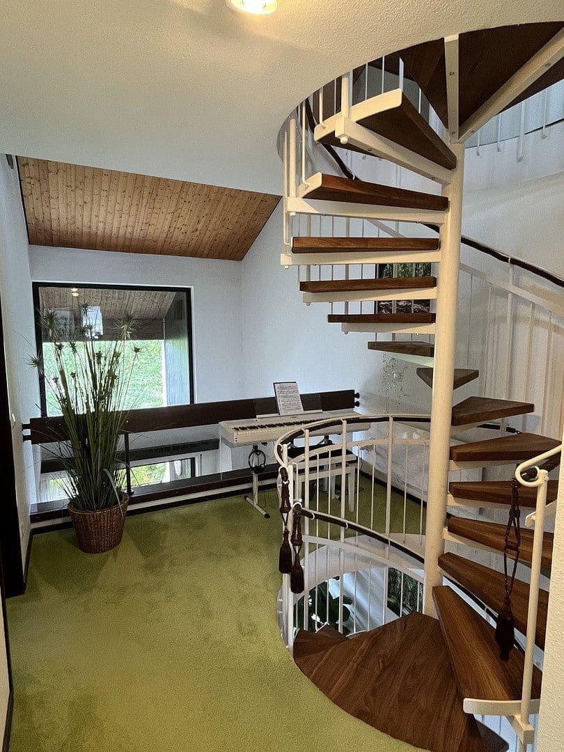 Predaj bytu 5-izbový 153 m², Chemnitzer Weg 10 (oberer Eingang), Sindelfingen, Bádensko-Wurttembersko Predaj bytu 5-izbový 153 m², Chemnitzer Weg 10 (oberer Eingang), Sindelfingen, Bádensko-Wurttembersko