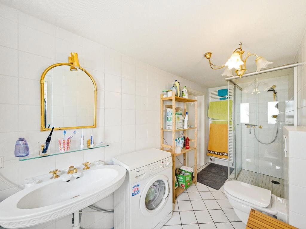 Predaj domu 159 m², pozemek 144 m², Stuttgart, Bádensko-Wurttembersko Predaj domu 159 m², pozemek 144 m², Stuttgart, Bádensko-Wurttembersko