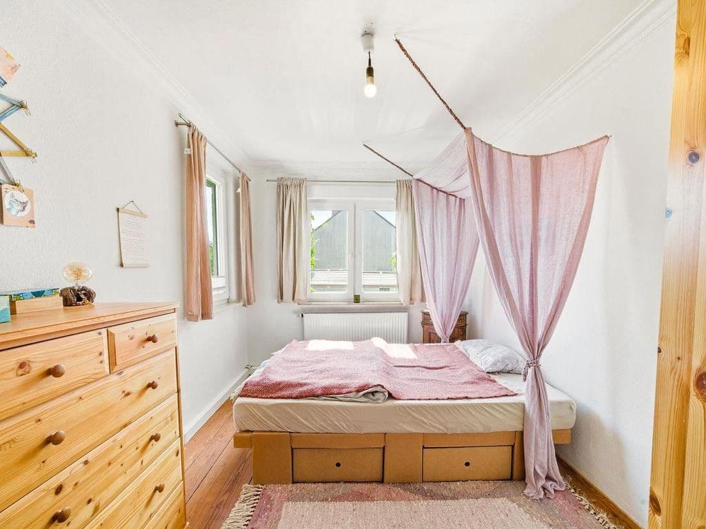 Predaj domu 159 m², pozemek 144 m², Stuttgart, Bádensko-Wurttembersko Predaj domu 159 m², pozemek 144 m², Stuttgart, Bádensko-Wurttembersko