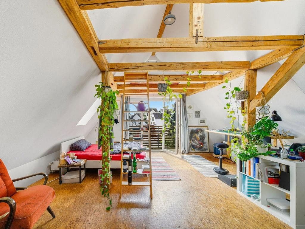 Predaj domu 159 m², pozemek 144 m², Stuttgart, Bádensko-Wurttembersko Predaj domu 159 m², pozemek 144 m², Stuttgart, Bádensko-Wurttembersko