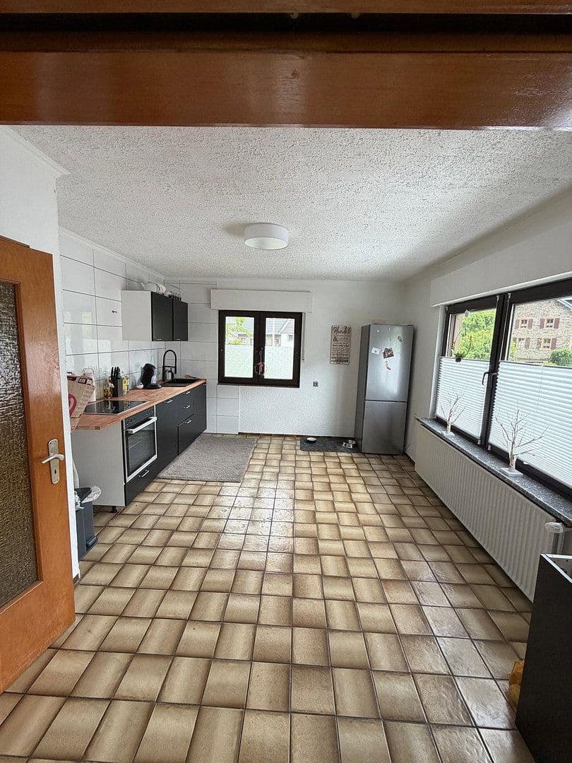 Predaj domu 124 m², pozemek 655 m², Peterslahr, Porýnie-Falcko Predaj domu 124 m², pozemek 655 m², Peterslahr, Porýnie-Falcko