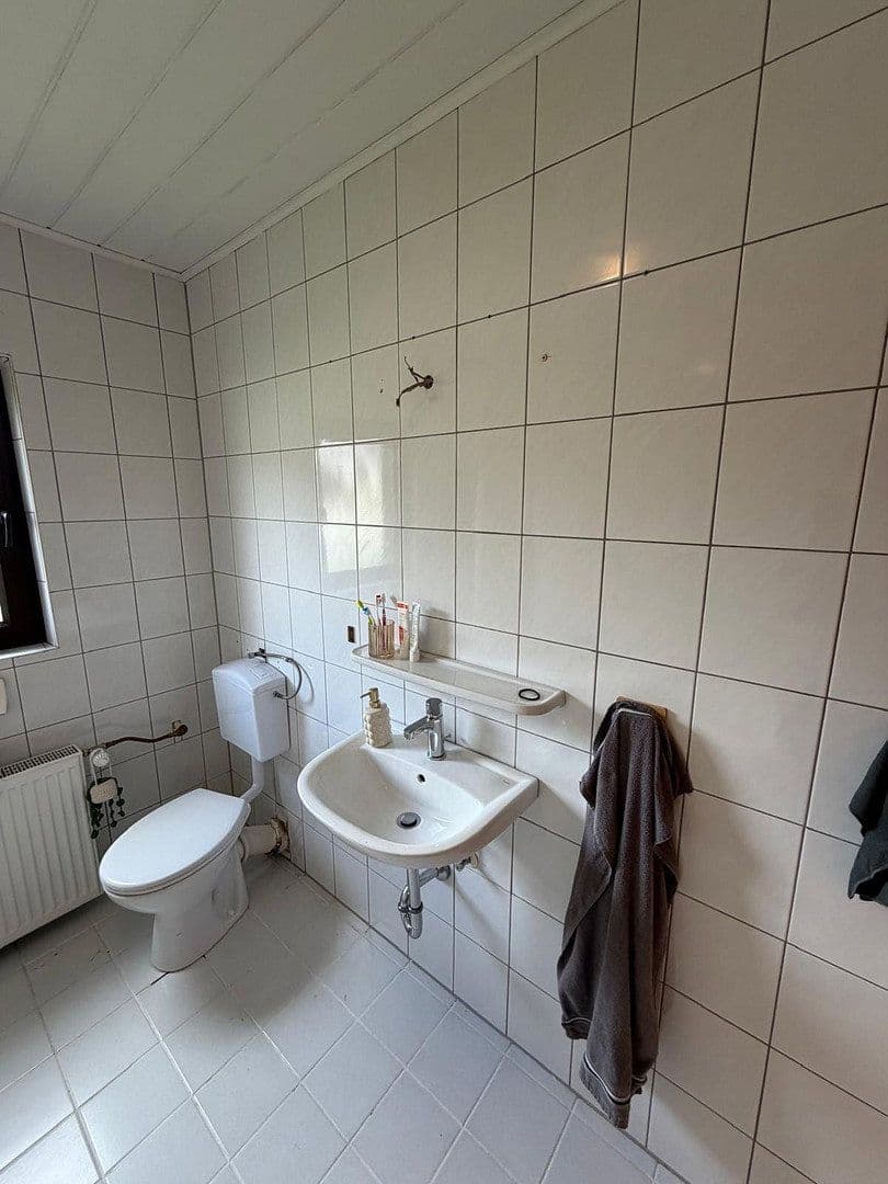 Predaj domu 124 m², pozemek 655 m², Peterslahr, Porýnie-Falcko Predaj domu 124 m², pozemek 655 m², Peterslahr, Porýnie-Falcko