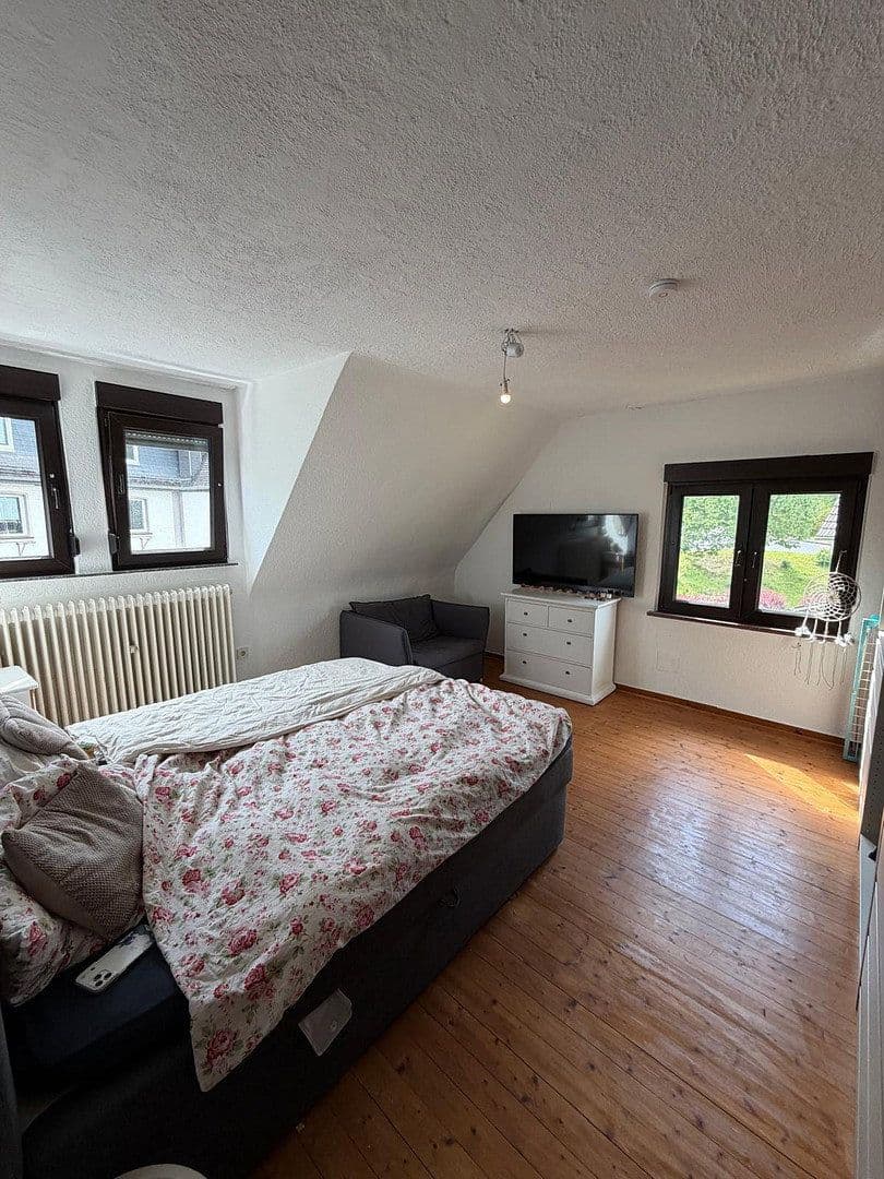 Predaj domu 124 m², pozemek 655 m², Peterslahr, Porýnie-Falcko Predaj domu 124 m², pozemek 655 m², Peterslahr, Porýnie-Falcko
