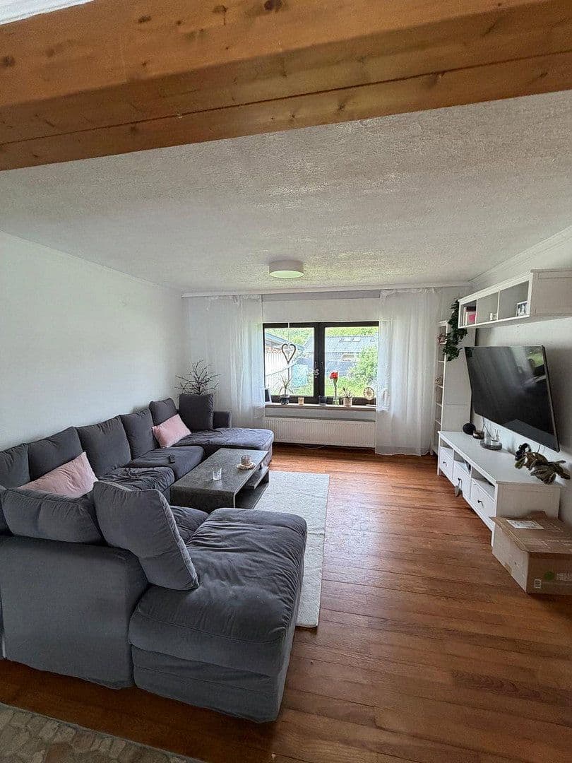Predaj domu 124 m², pozemek 655 m², Peterslahr, Porýnie-Falcko Predaj domu 124 m², pozemek 655 m², Peterslahr, Porýnie-Falcko