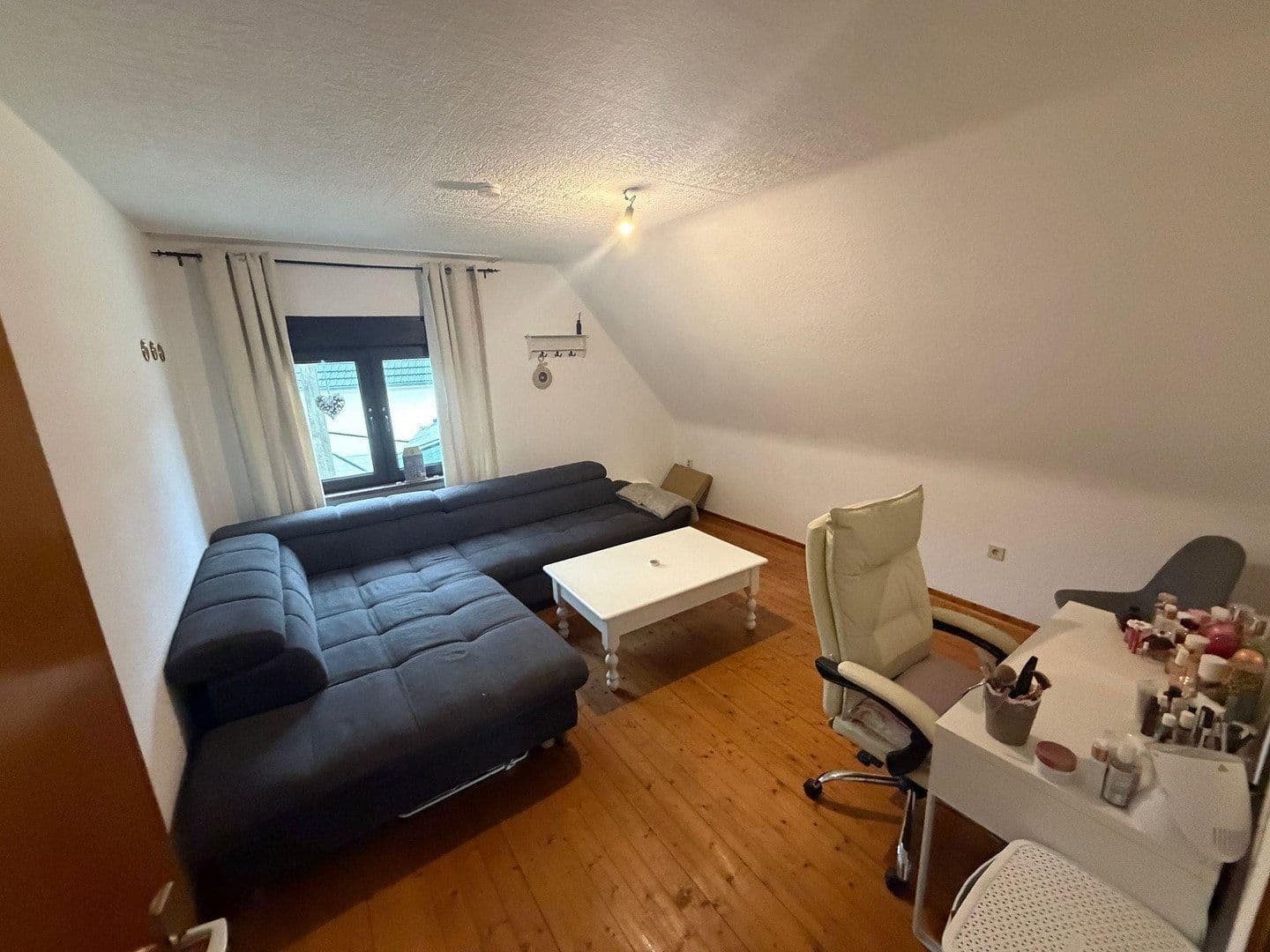 Predaj domu 124 m², pozemek 655 m², Peterslahr, Porýnie-Falcko Predaj domu 124 m², pozemek 655 m², Peterslahr, Porýnie-Falcko