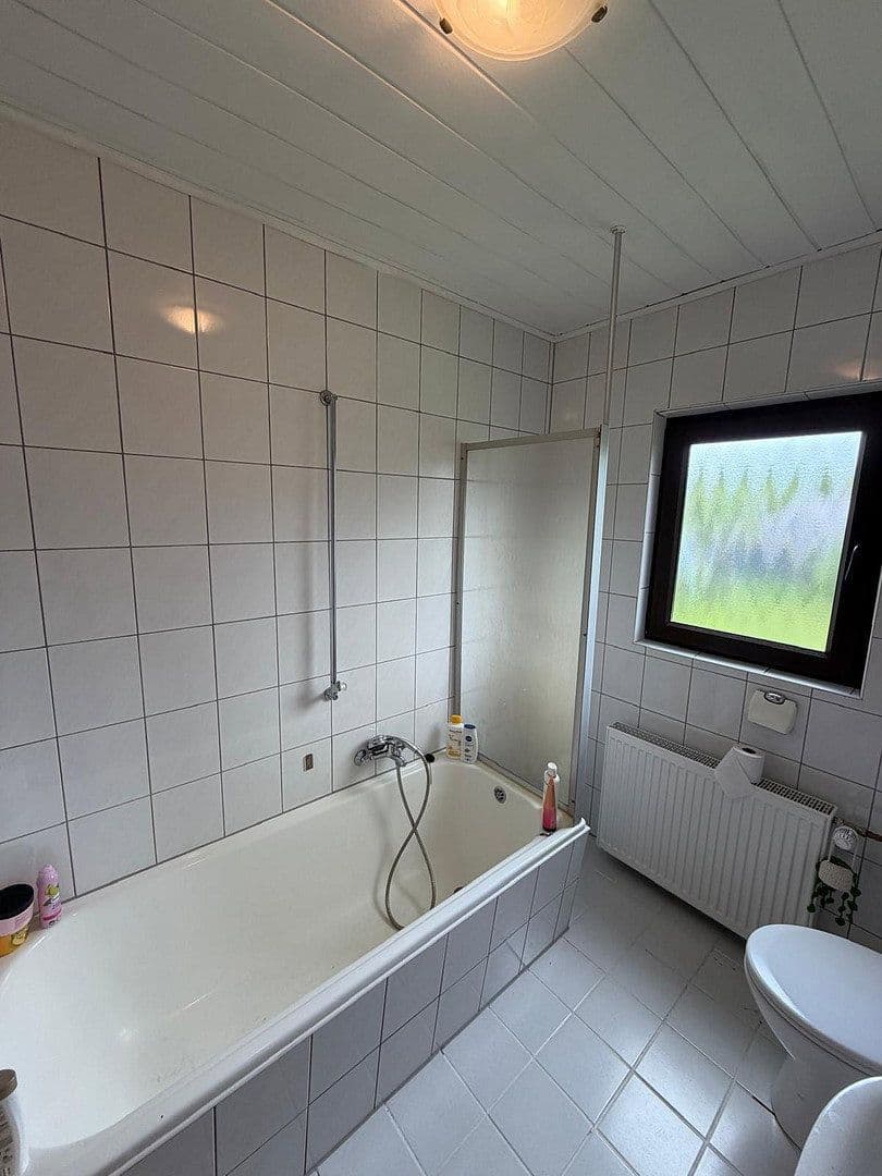 Predaj domu 124 m², pozemek 655 m², Peterslahr, Porýnie-Falcko Predaj domu 124 m², pozemek 655 m², Peterslahr, Porýnie-Falcko