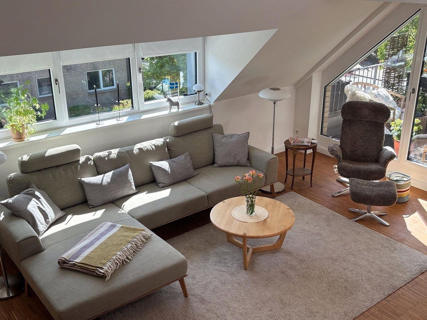 Predaj bytu 4-izbový 146 m², Norderstedt, Šlezvicko-Holštajnsko Predaj bytu 4-izbový 146 m², Norderstedt, Šlezvicko-Holštajnsko