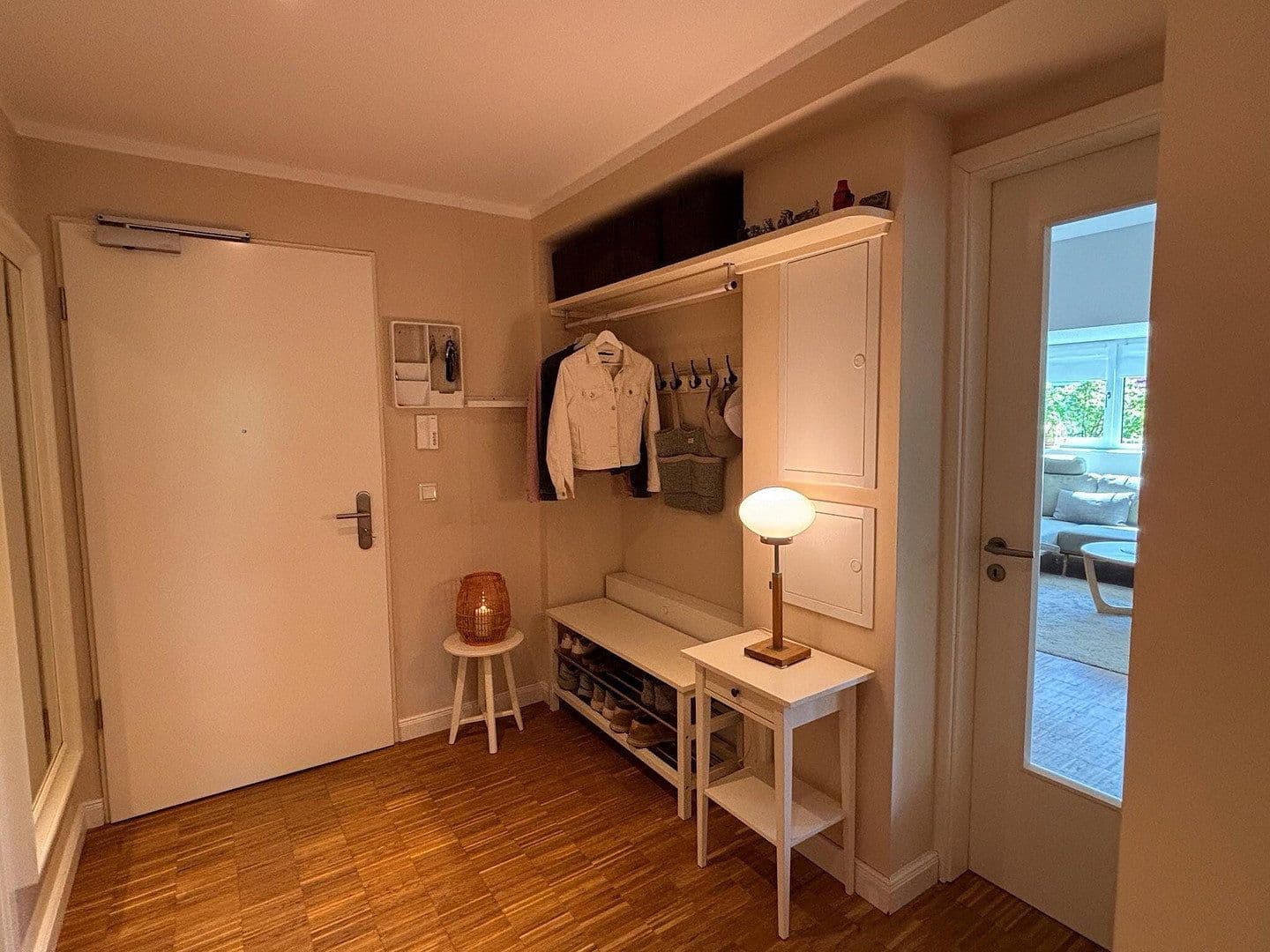 Predaj bytu 4-izbový 146 m², Norderstedt, Šlezvicko-Holštajnsko Predaj bytu 4-izbový 146 m², Norderstedt, Šlezvicko-Holštajnsko