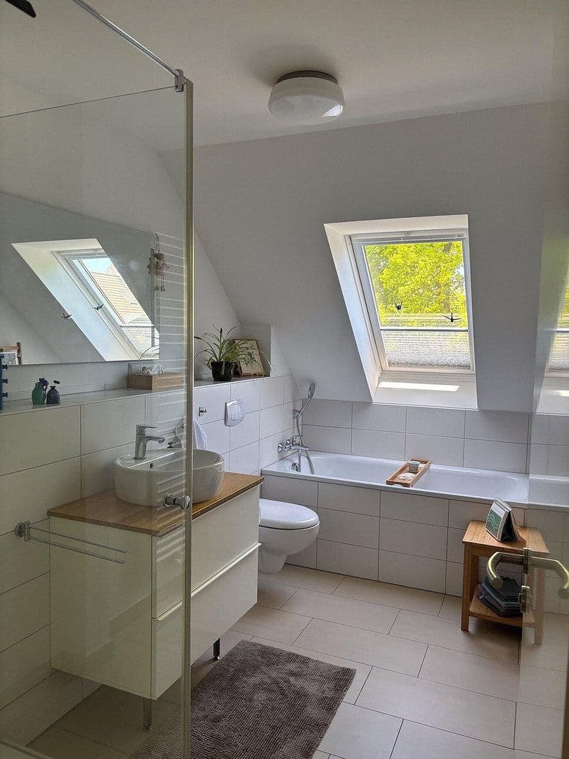 Predaj bytu 4-izbový 146 m², Norderstedt, Šlezvicko-Holštajnsko Predaj bytu 4-izbový 146 m², Norderstedt, Šlezvicko-Holštajnsko
