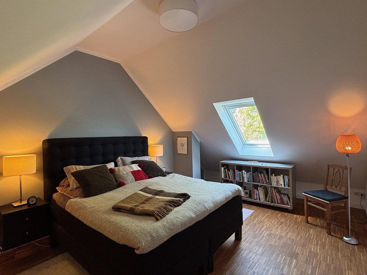 Predaj bytu 4-izbový 146 m², Norderstedt, Šlezvicko-Holštajnsko Predaj bytu 4-izbový 146 m², Norderstedt, Šlezvicko-Holštajnsko