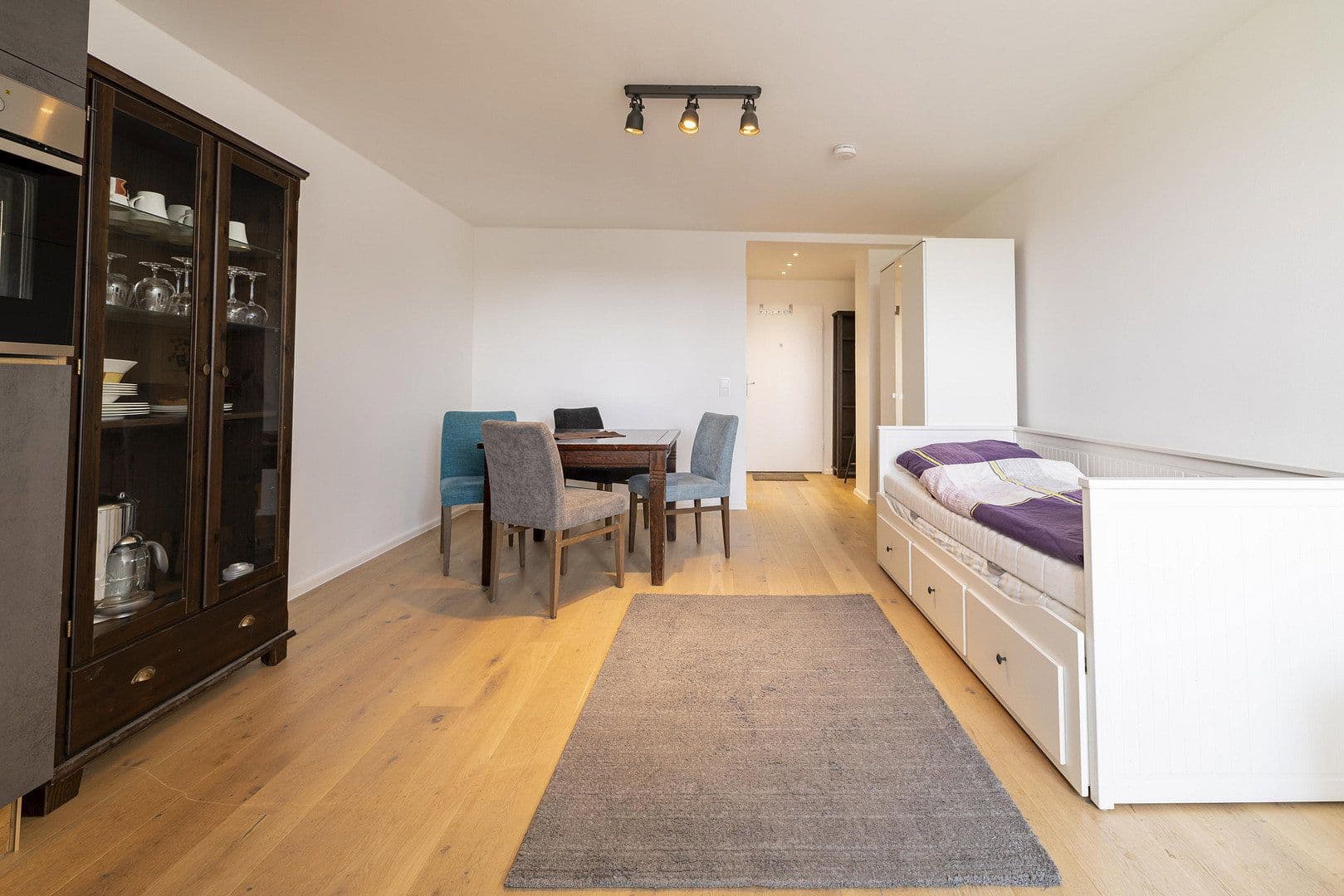 Prenájom bytu 1-izbový 31 m², Grünwalder Str. 11, München, Bavorsko Prenájom bytu 1-izbový 31 m², Grünwalder Str. 11, München, Bavorsko