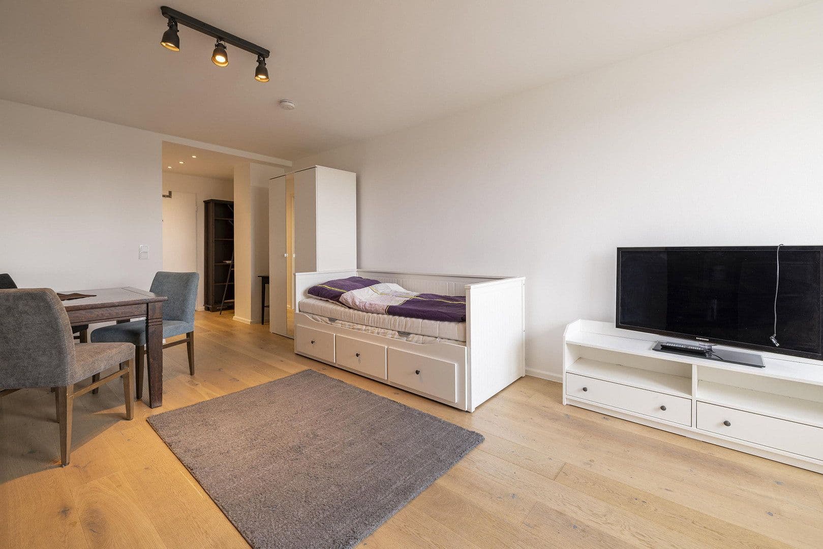 Prenájom bytu 1-izbový 31 m², Grünwalder Str. 11, München, Bavorsko Prenájom bytu 1-izbový 31 m², Grünwalder Str. 11, München, Bavorsko